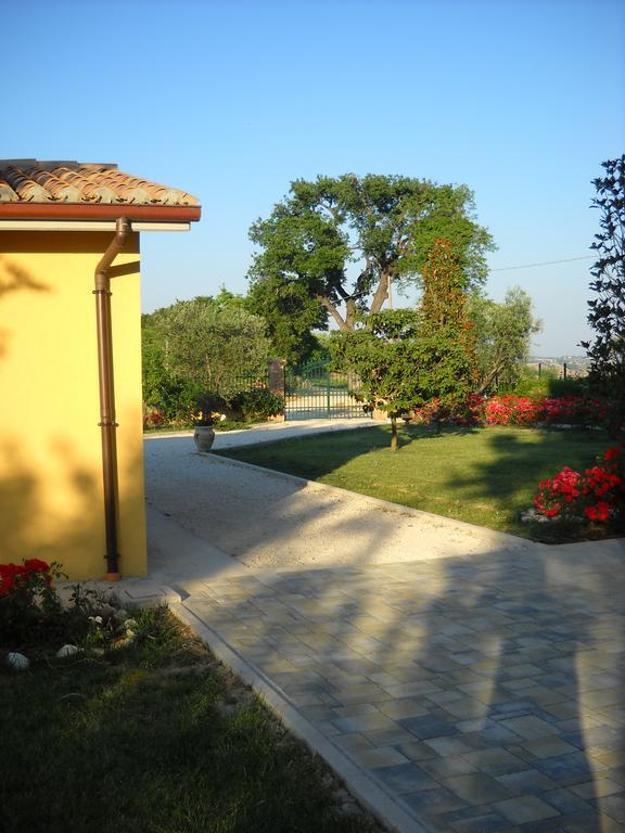 Casa Vacanze Angelica Ostra Vetere エクステリア 写真